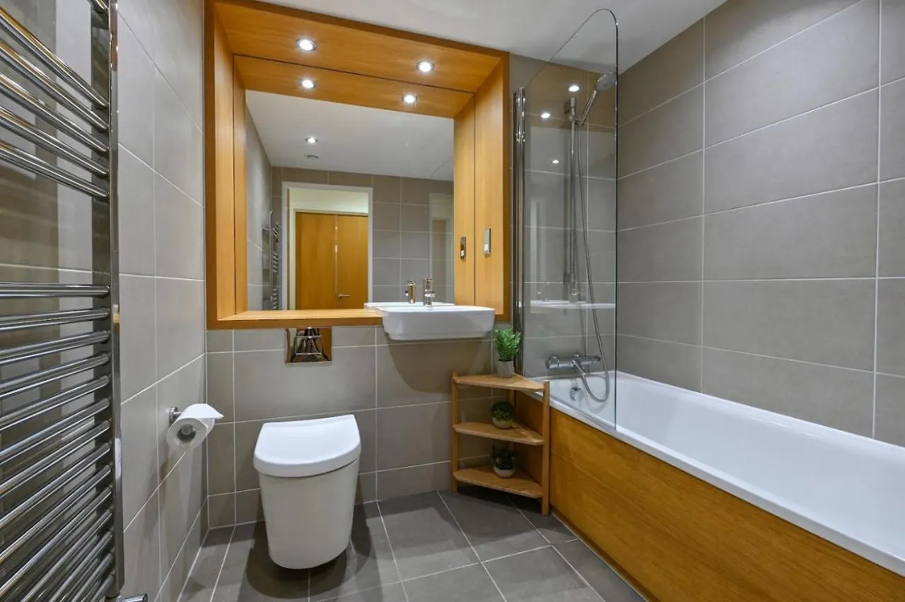 Apartment Cannysuite London